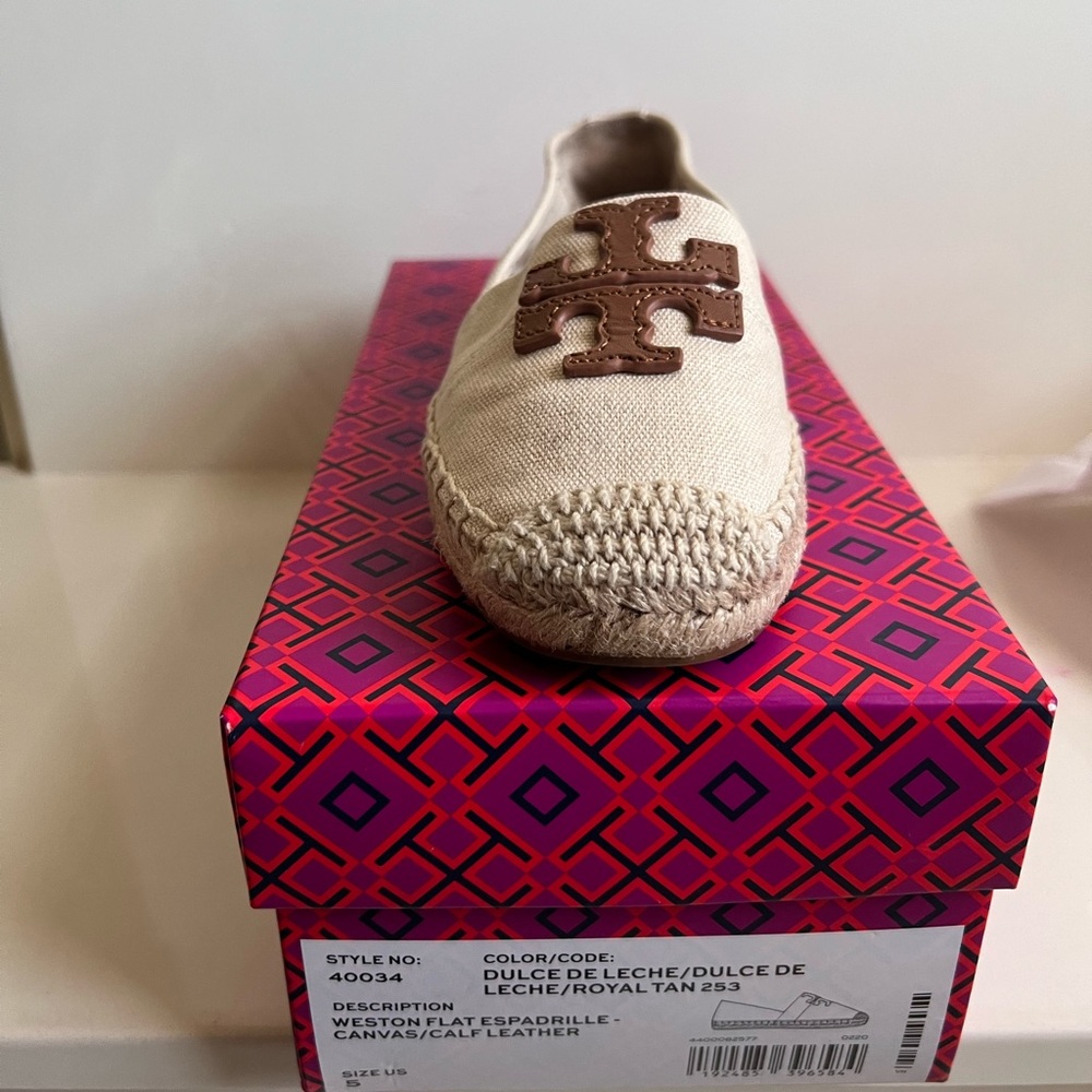 Tory Burch Espadrilles, size 5